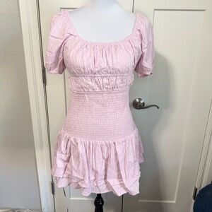 Le Lis pink short puff sleeve smock dress NWT size Medium